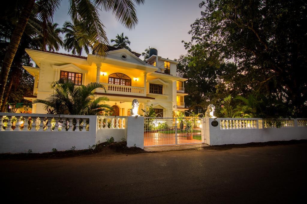 Pinnacle Holiday Homes Arpora Exterior photo