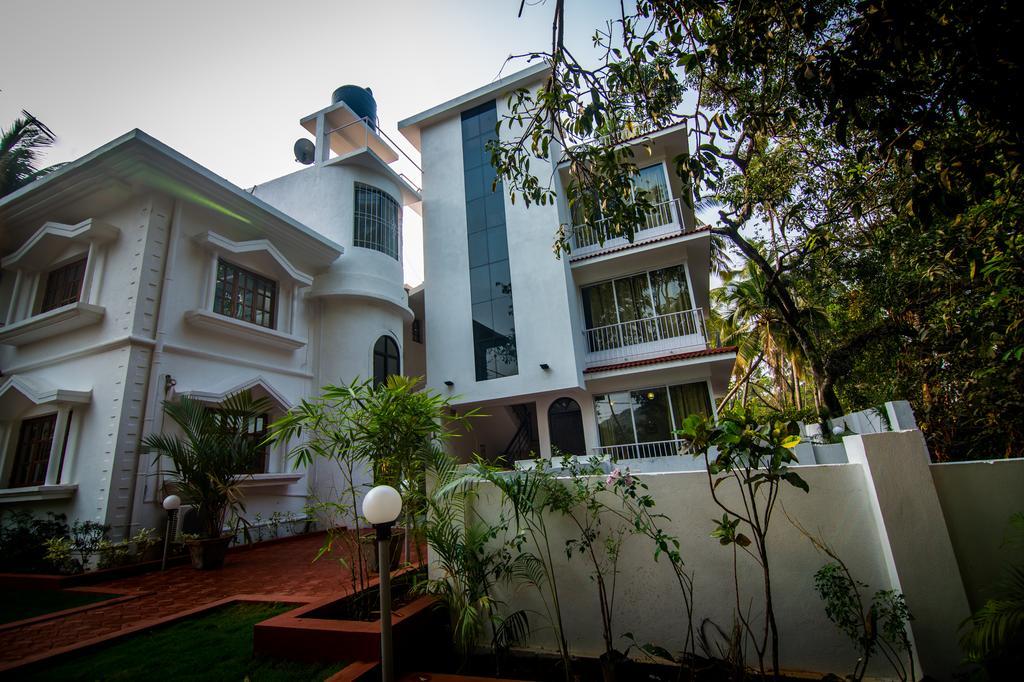 Pinnacle Holiday Homes Arpora Exterior photo